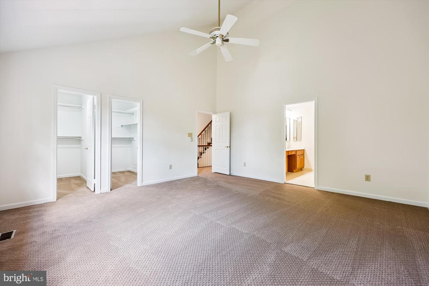 9420 Lost Trail Way photo 32