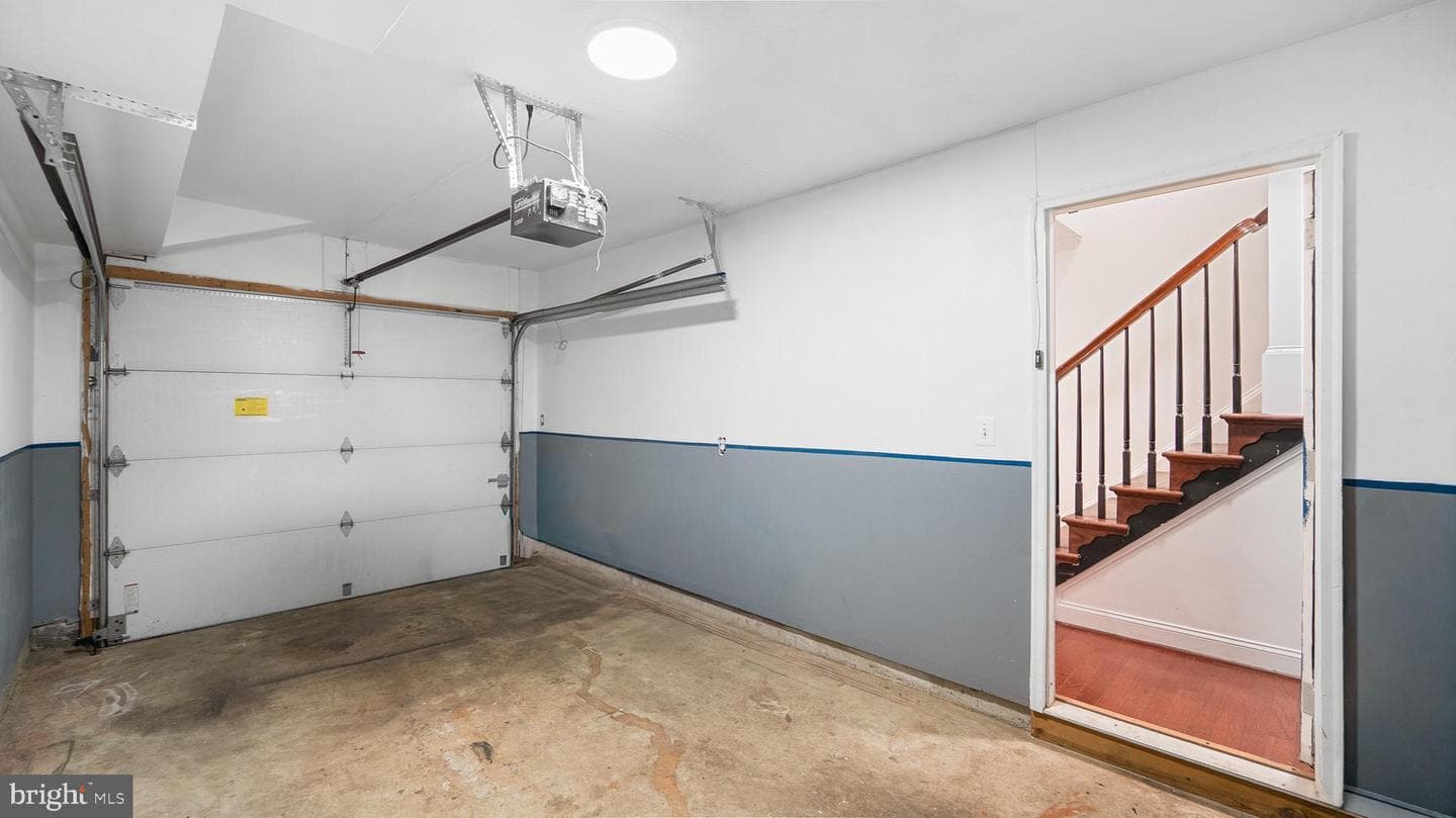709 Glouster Knoll Drive photo 30