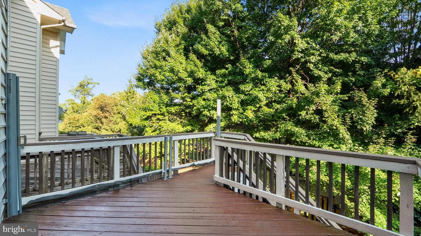 709 Glouster Knoll Drive photo 31