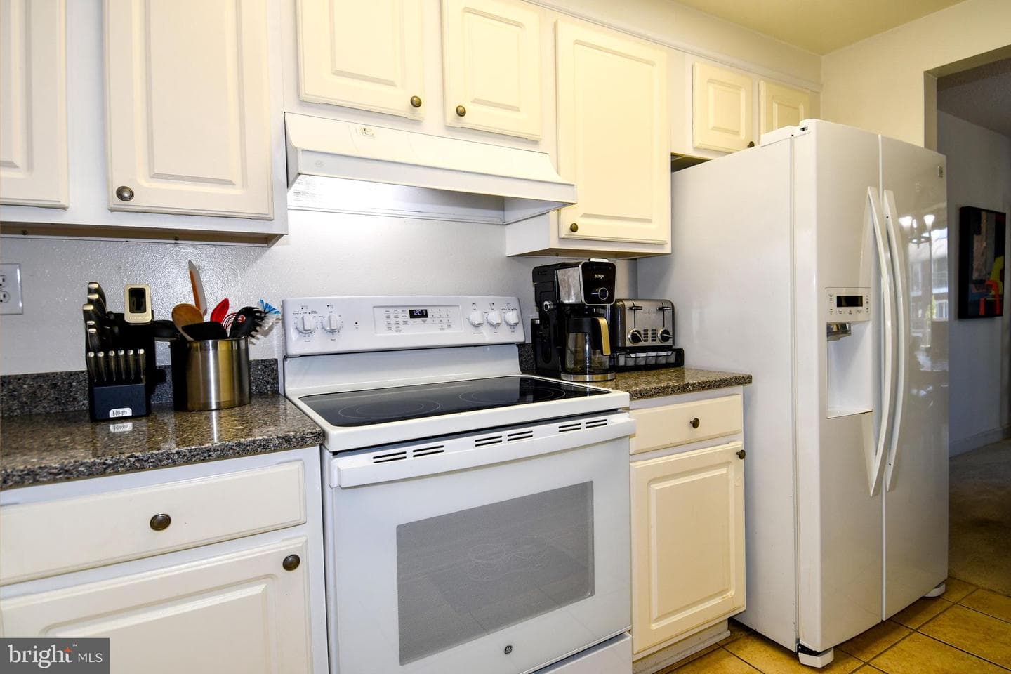 3500 Forest Edge Drive #15-2e photo 3