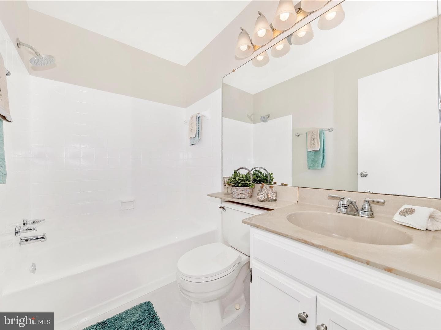 9324 Sparrow Valley Drive photo 25