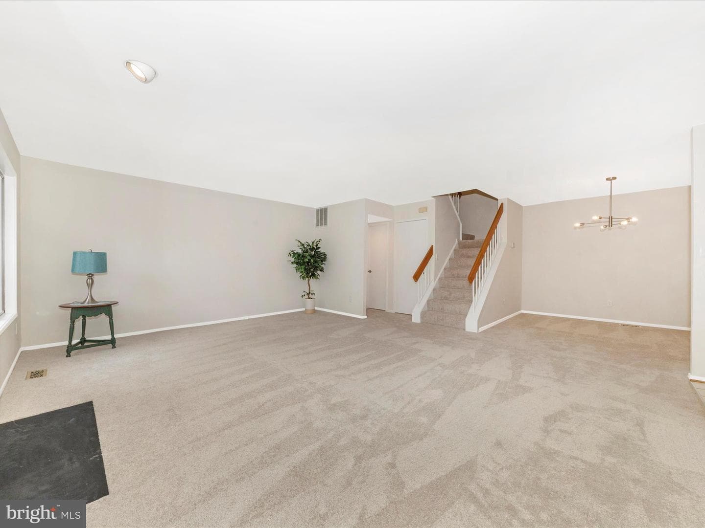 9324 Sparrow Valley Drive photo 7