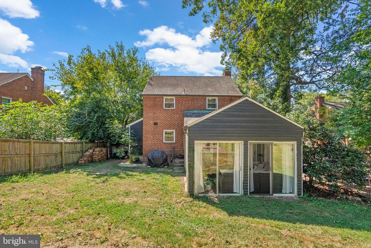 2611 East West Highway photo 44