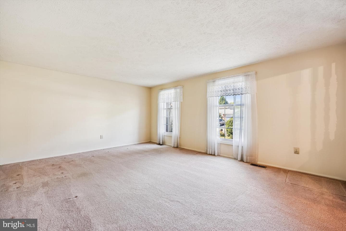 17217 Berclair Terrace photo 5