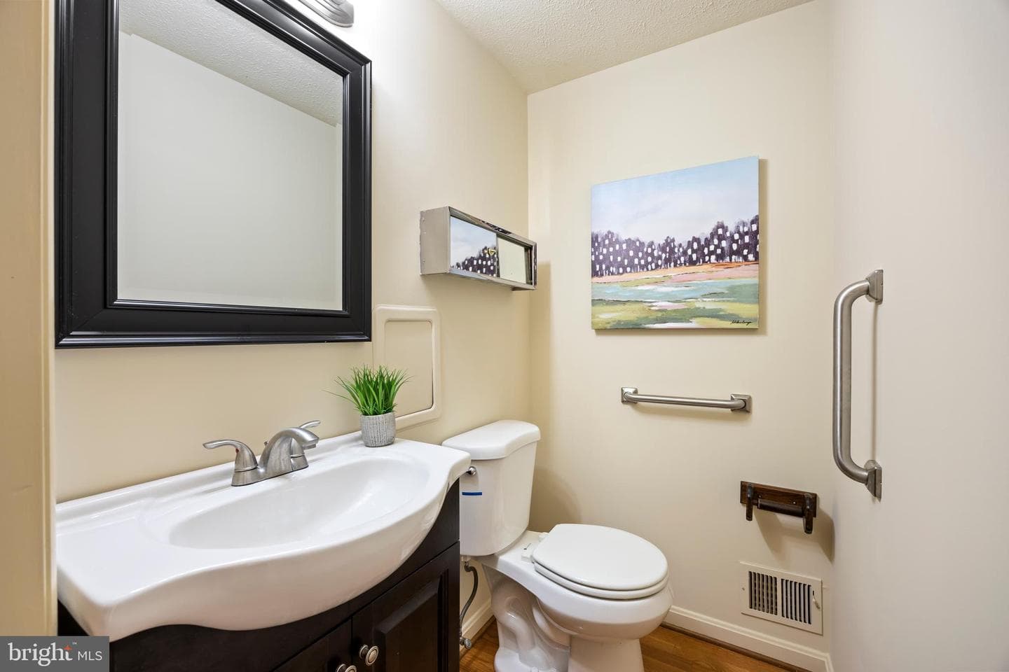8105 Irwell Court photo 25