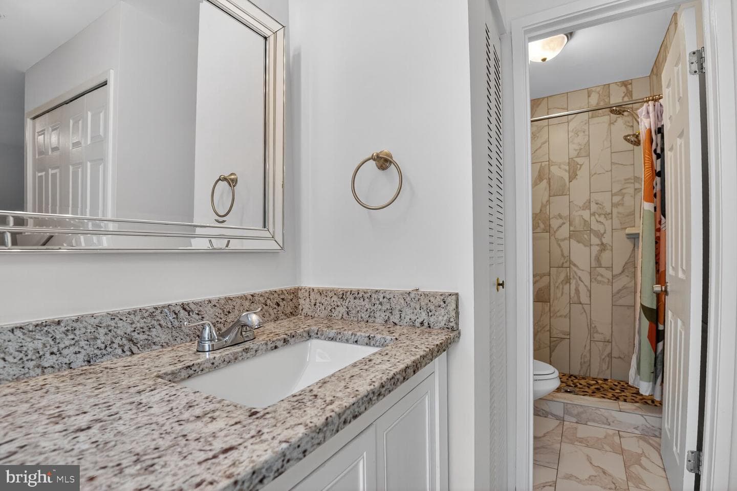 9722 Shadow Oak Drive photo 20