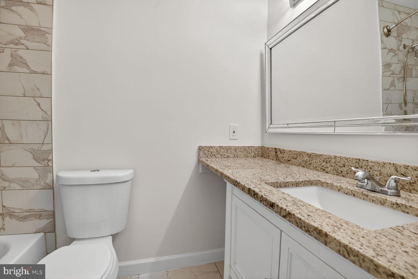 9722 Shadow Oak Drive photo 24