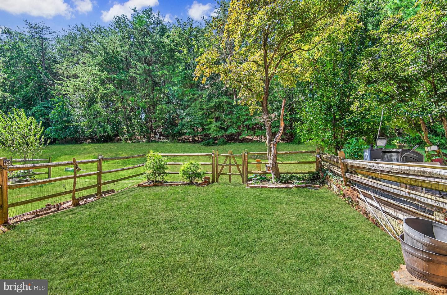 9722 Shadow Oak Drive photo 30
