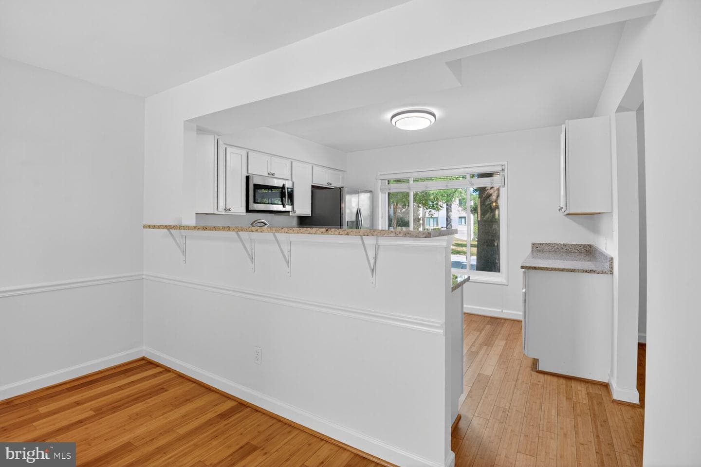 9722 Shadow Oak Drive photo 8