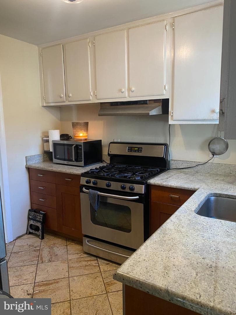 10608 Dunkirk Drive photo 2