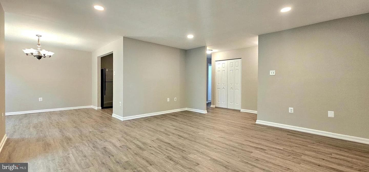 818 Quince Orchard Boulevard #202 photo 17