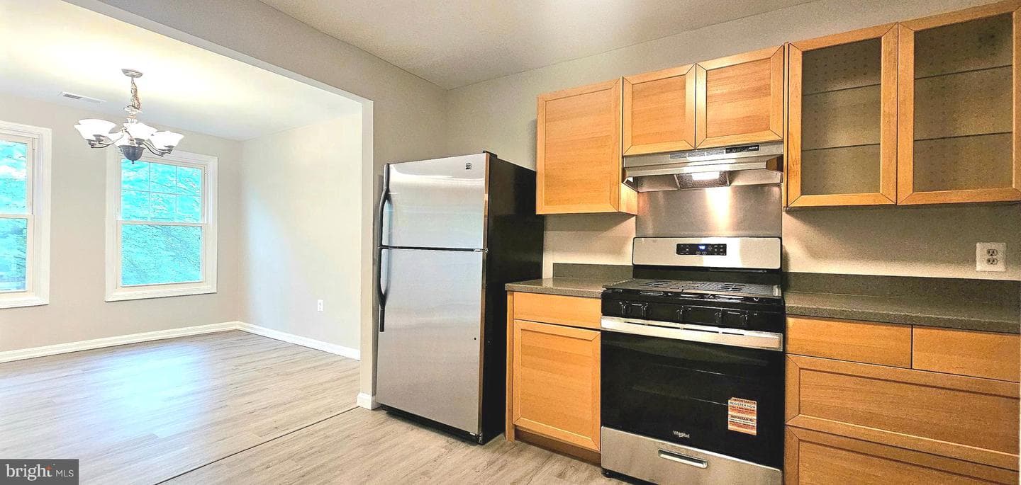 818 Quince Orchard Boulevard #202 photo 24