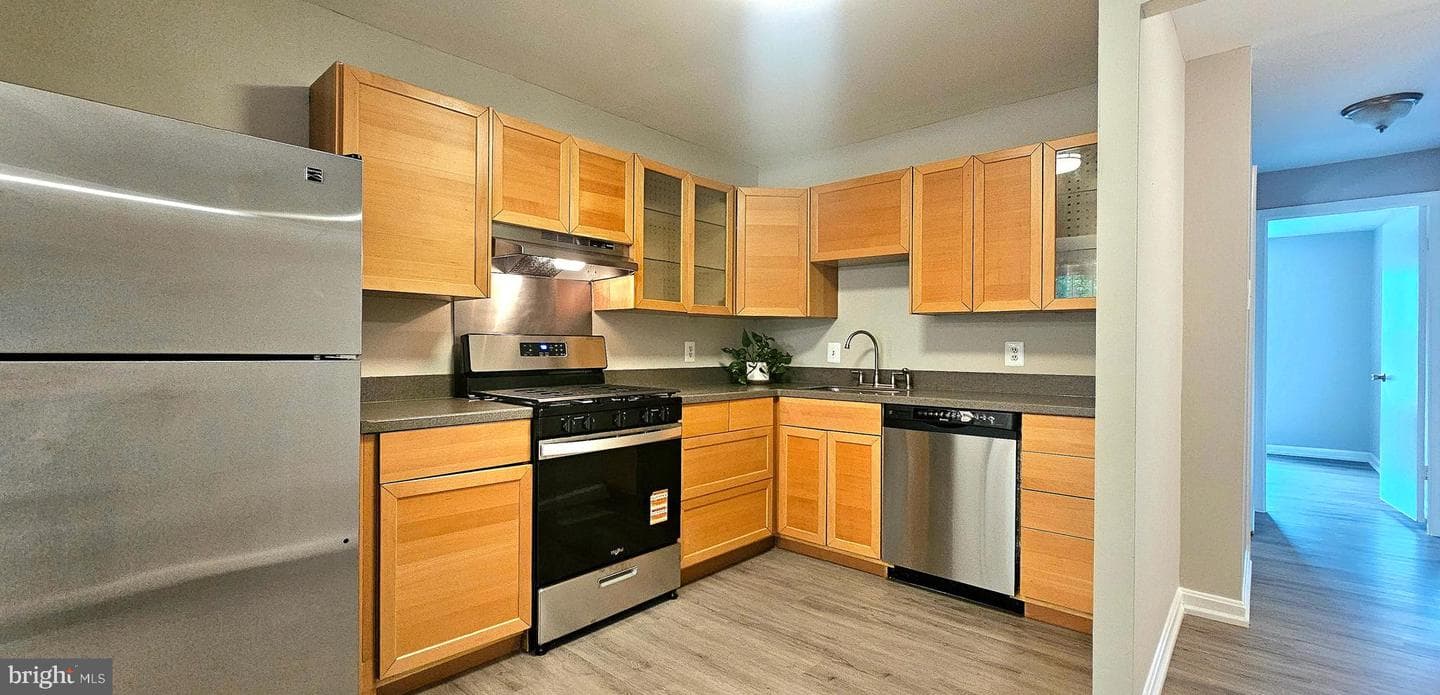 818 Quince Orchard Boulevard #202 photo 27