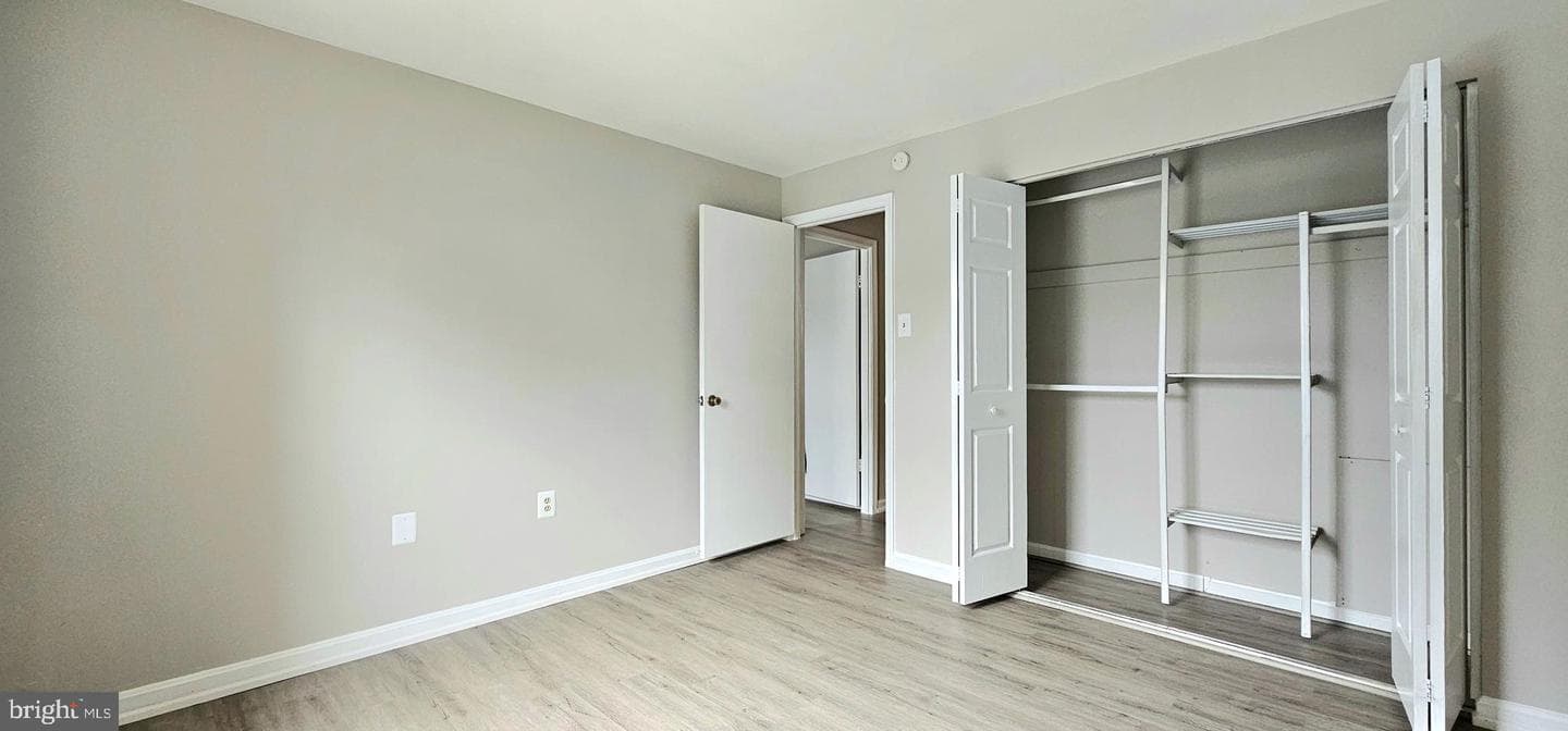 818 Quince Orchard Boulevard #202 photo 32