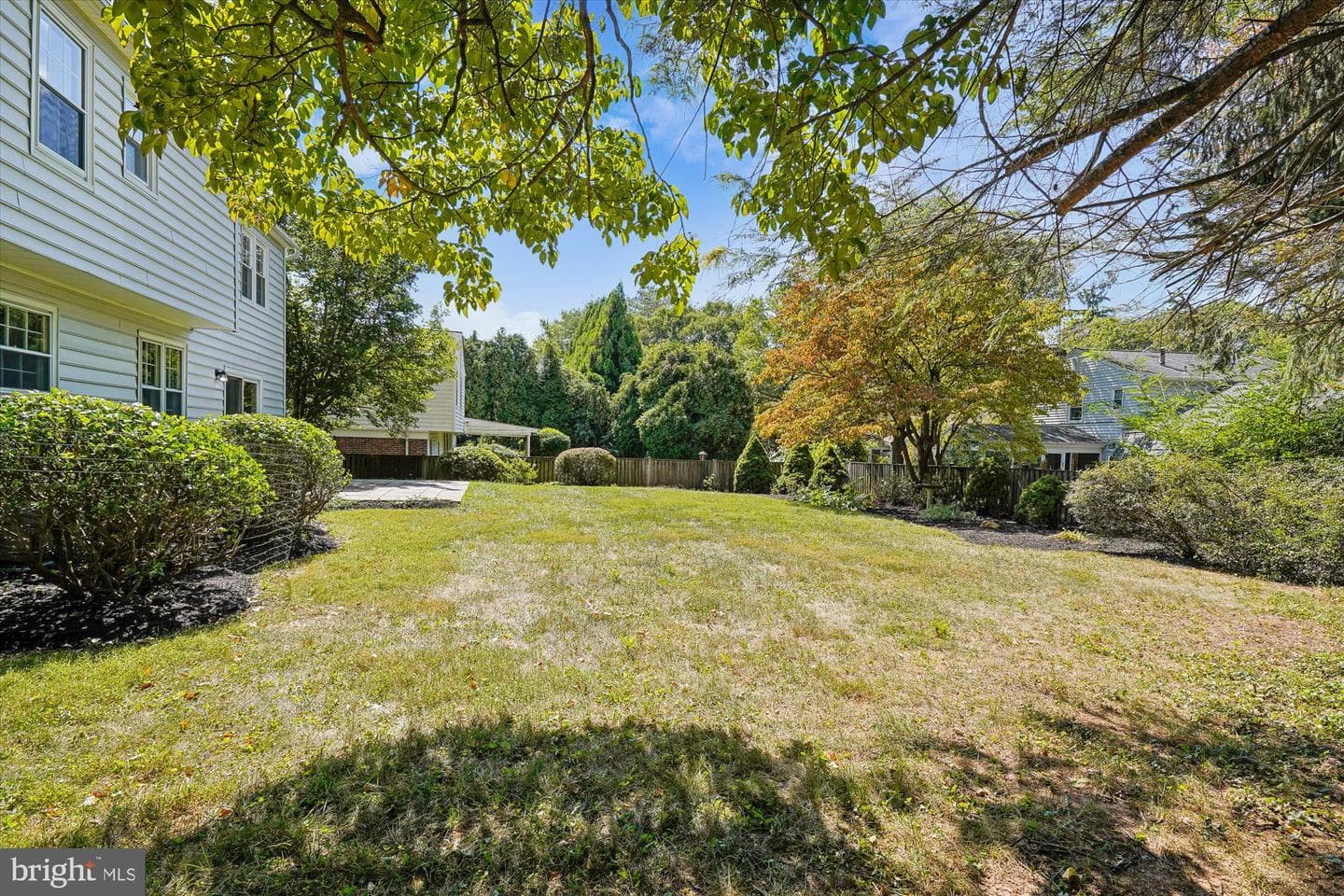 1510 Columbia Avenue photo 39
