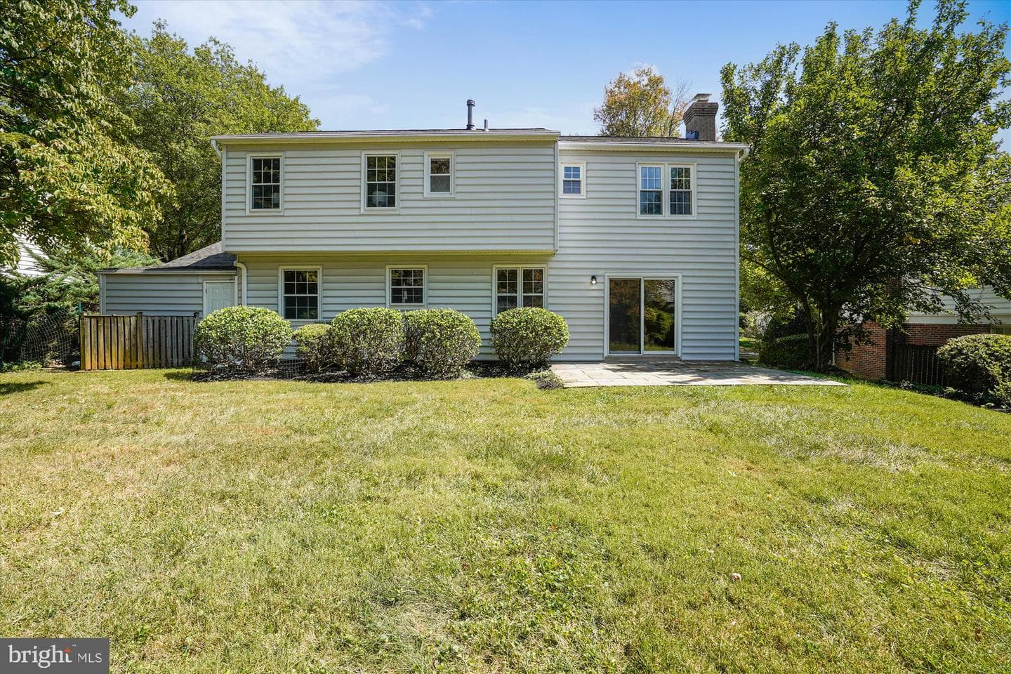 1510 Columbia Avenue photo 41