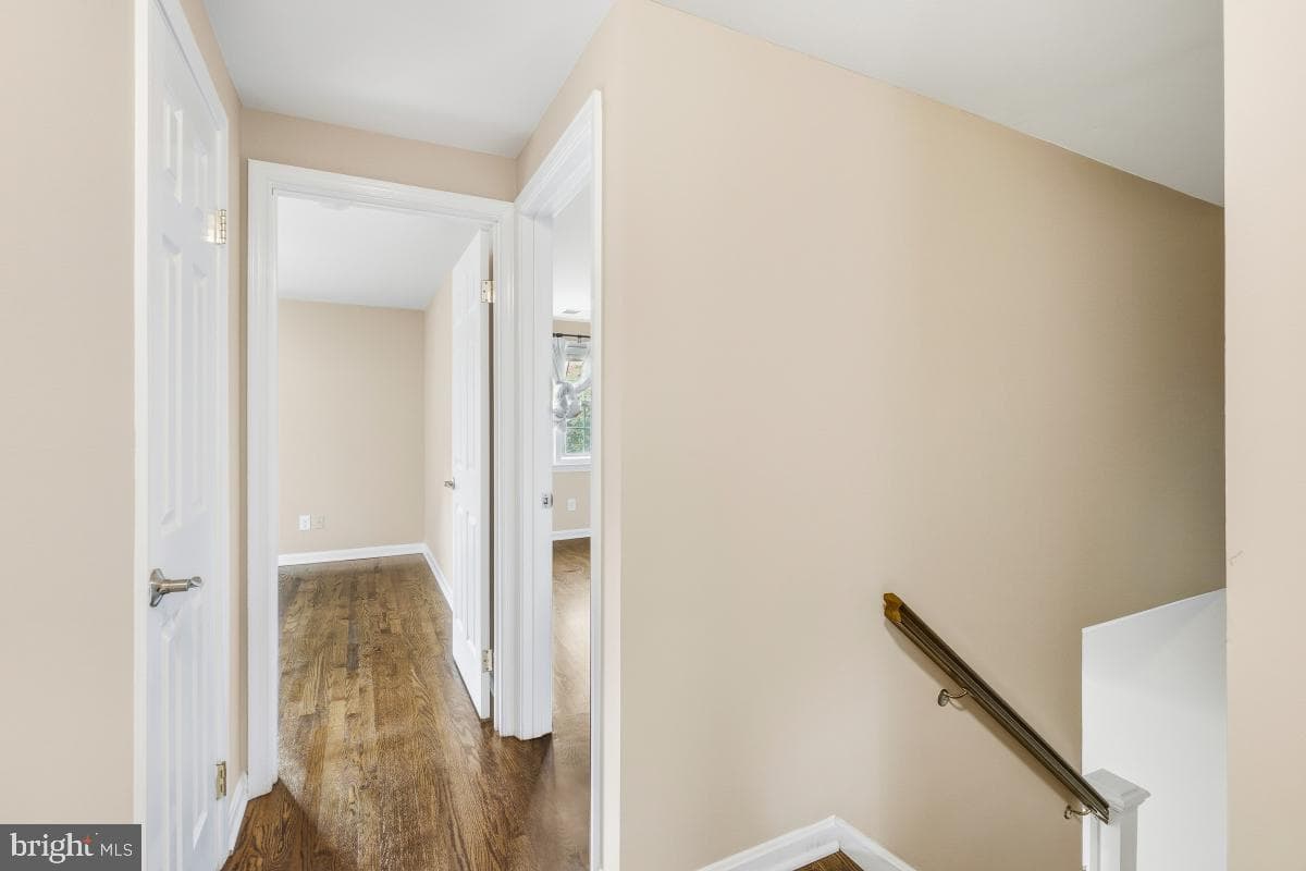 9405 Five Logs Way photo 24