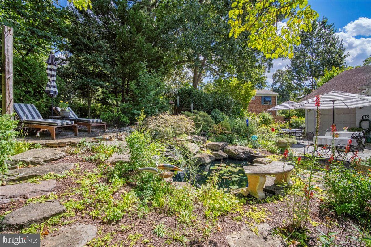 8102 Thoreau Drive photo 46