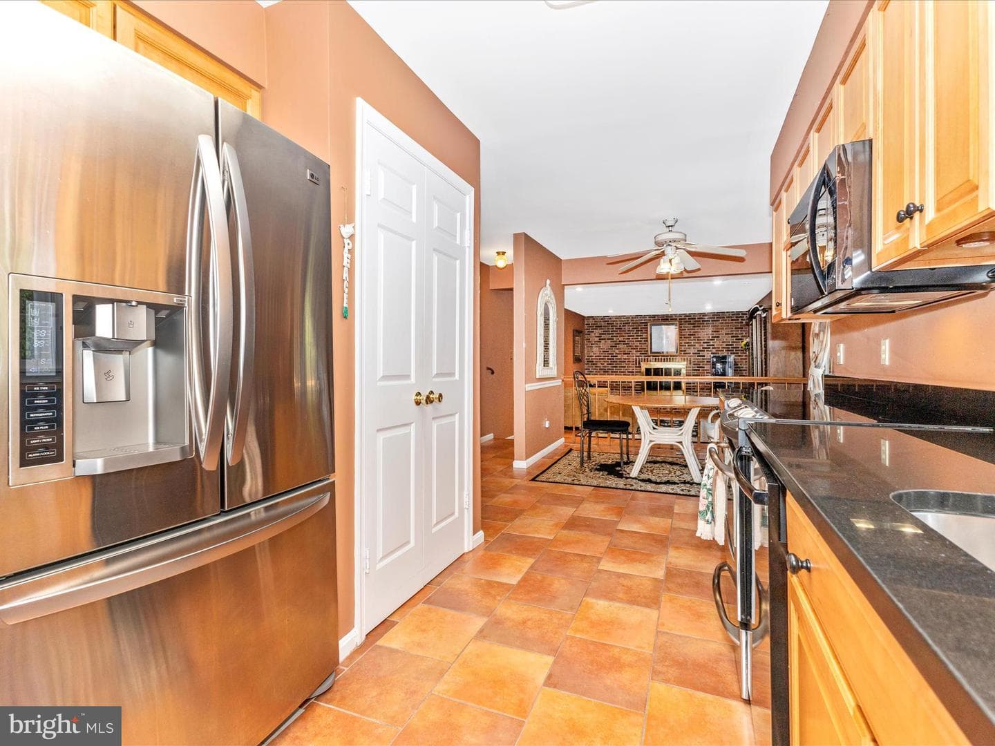 14320 Fairdale Road photo 11
