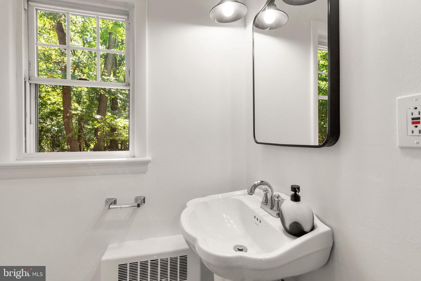 199 Talbott Street #199 photo 27