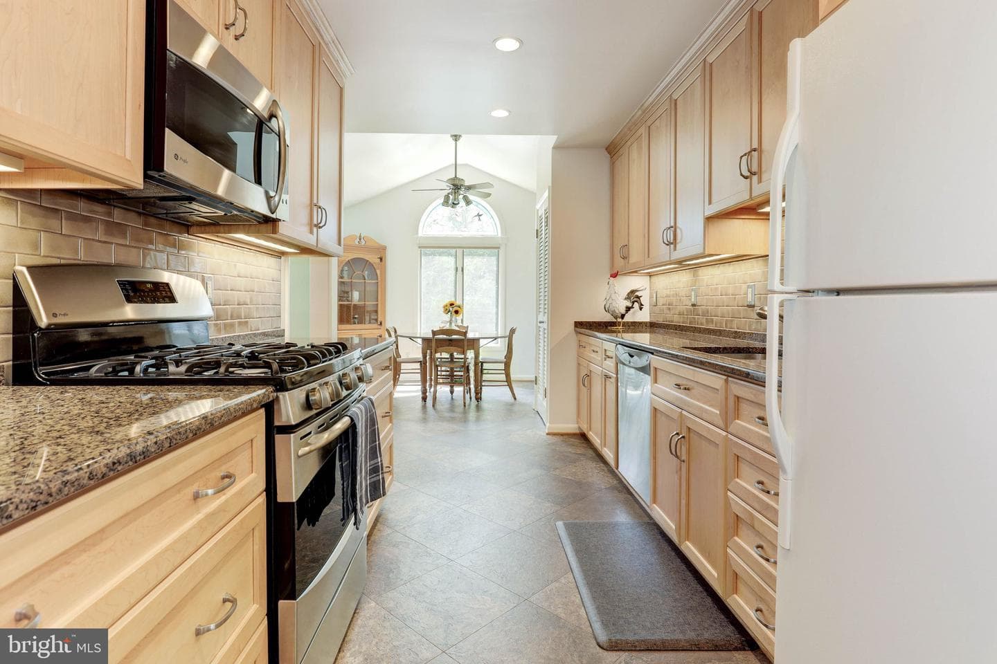 6222 Rockhurst Road photo 9