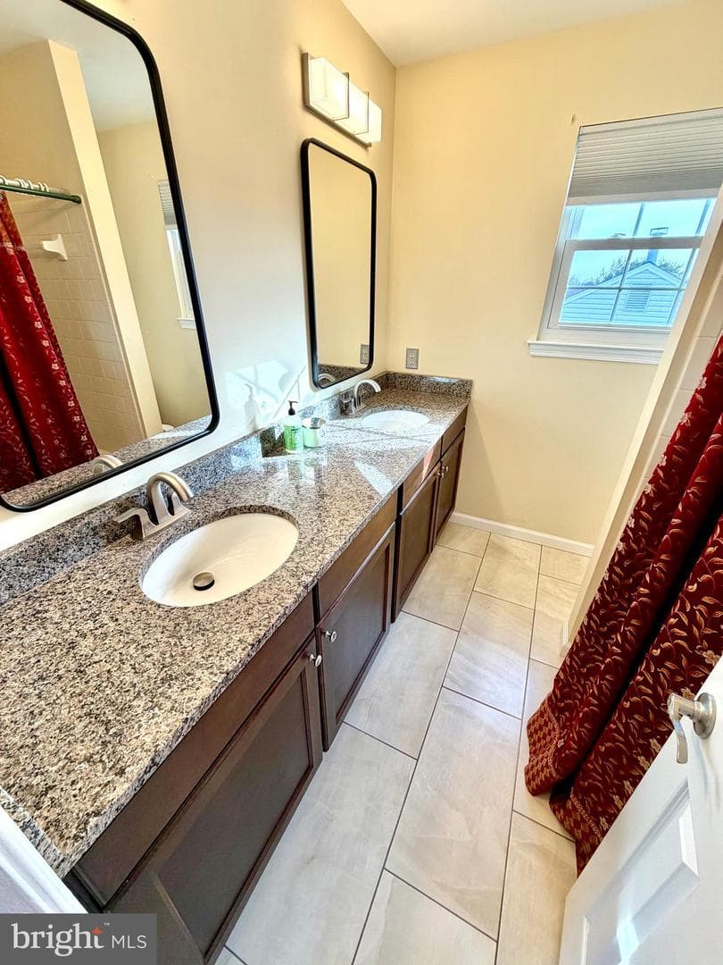 10715 Hunters Chase Lane photo 19