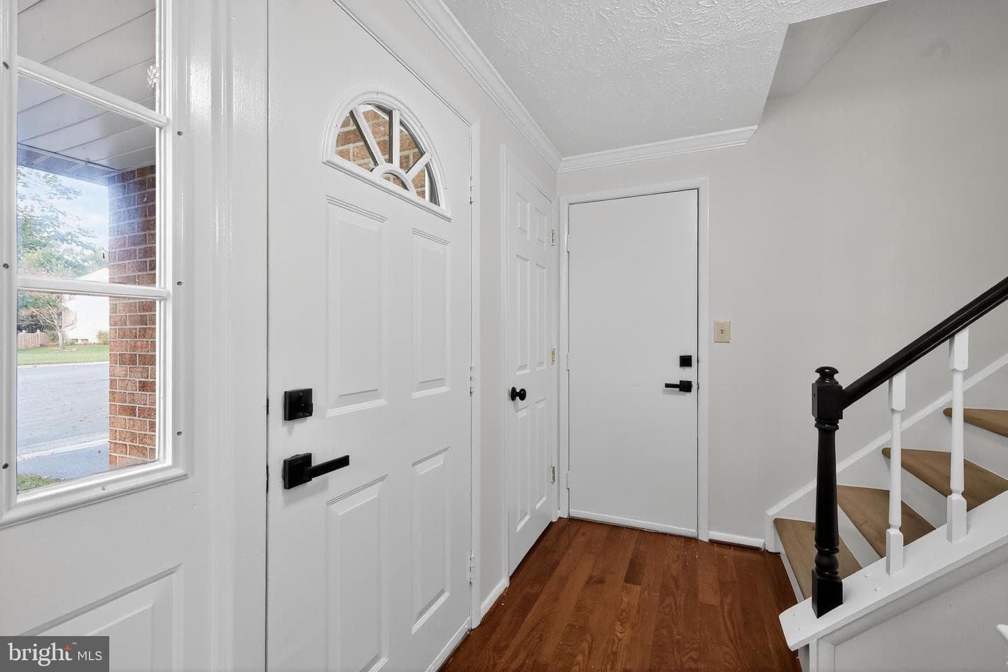 1316 Swingingdale Drive photo 5