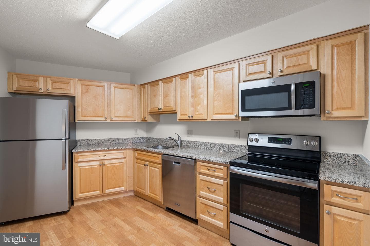 15100 Interlachen Drive #4-918 photo 12