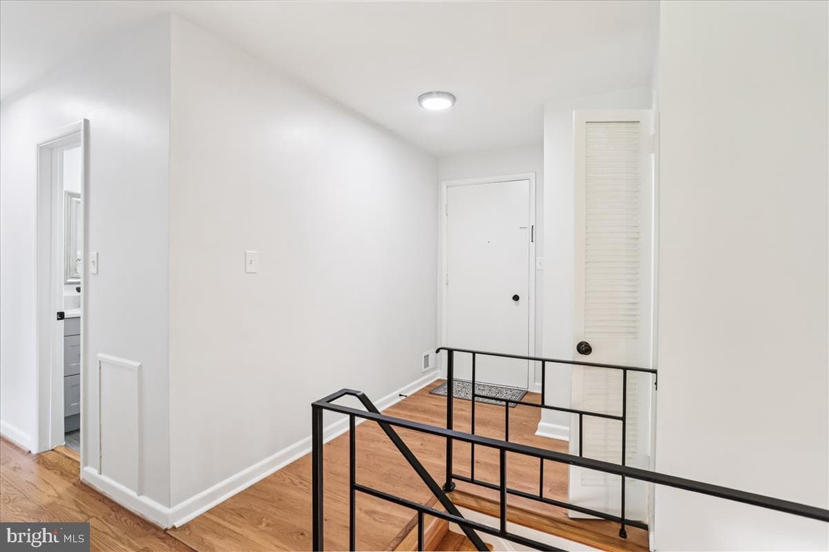406 Waterford Road photo 14