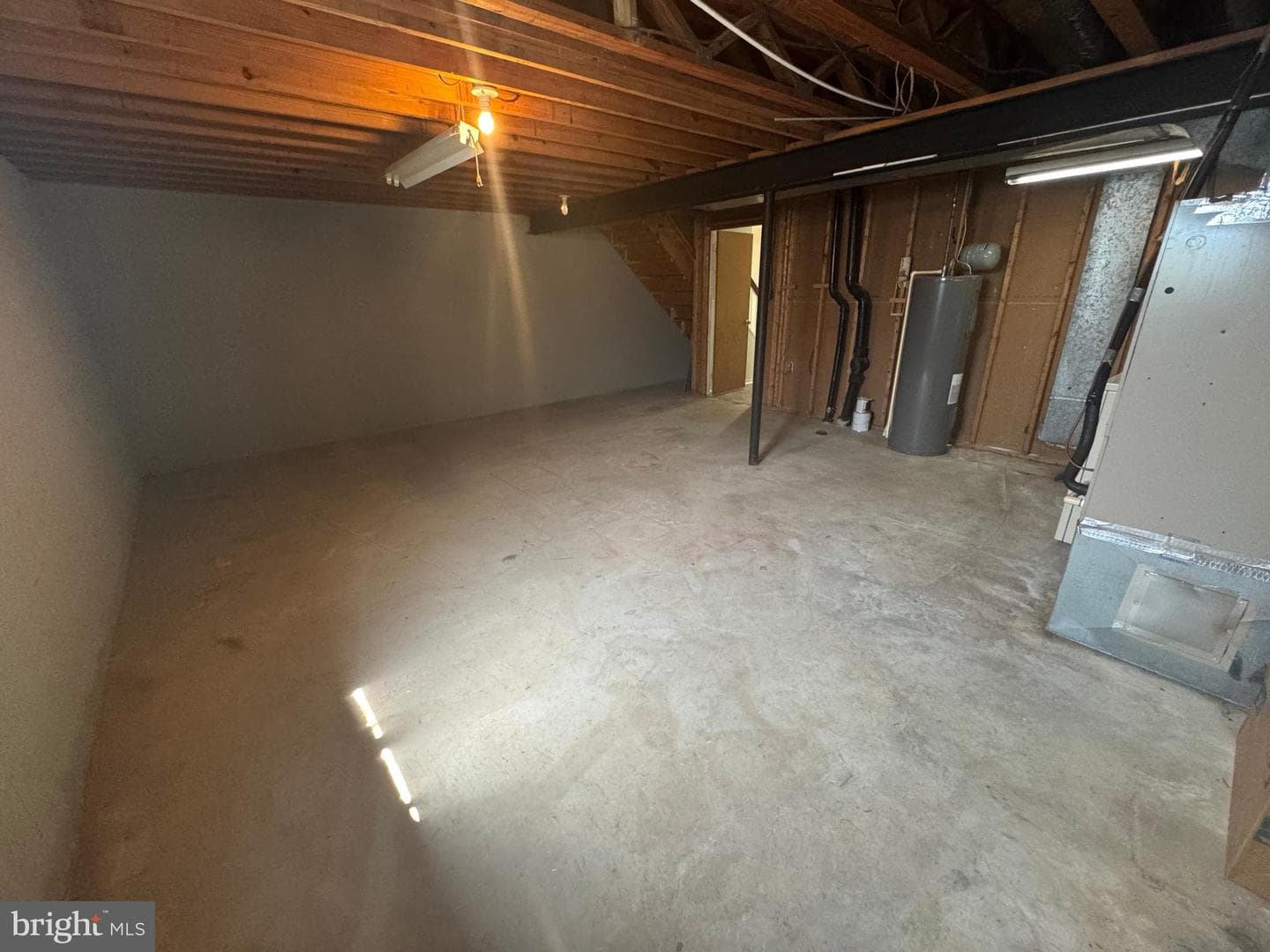 8958 Centerway Road photo 20