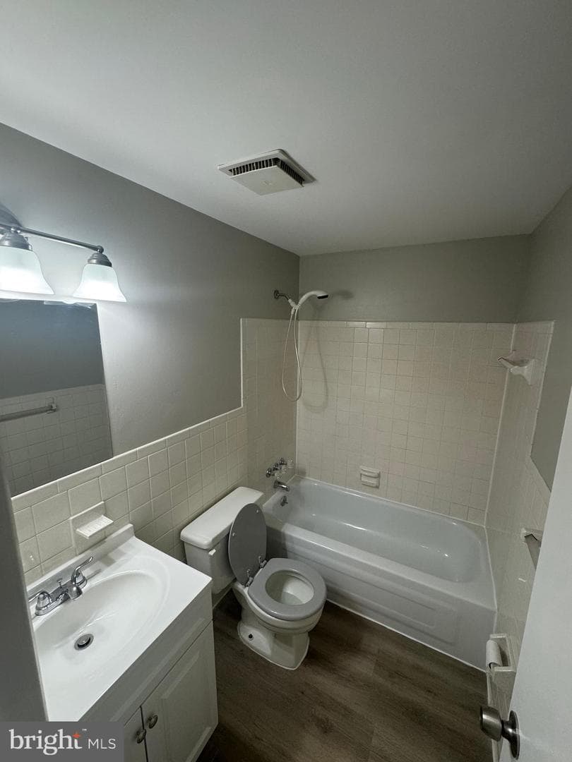 8958 Centerway Road photo 27