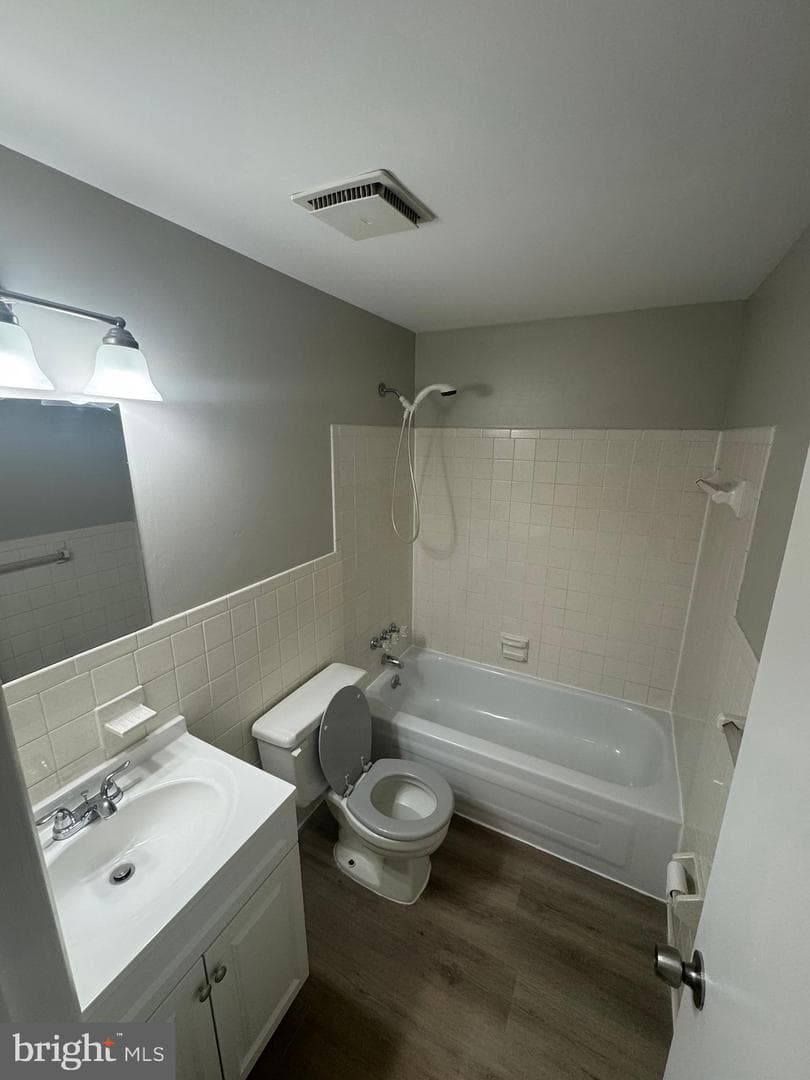 8958 Centerway Road photo 28