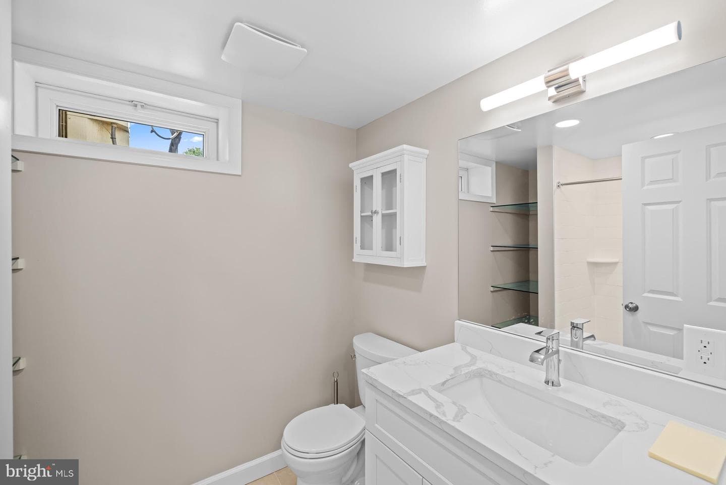 1019 Scott Avenue photo 34