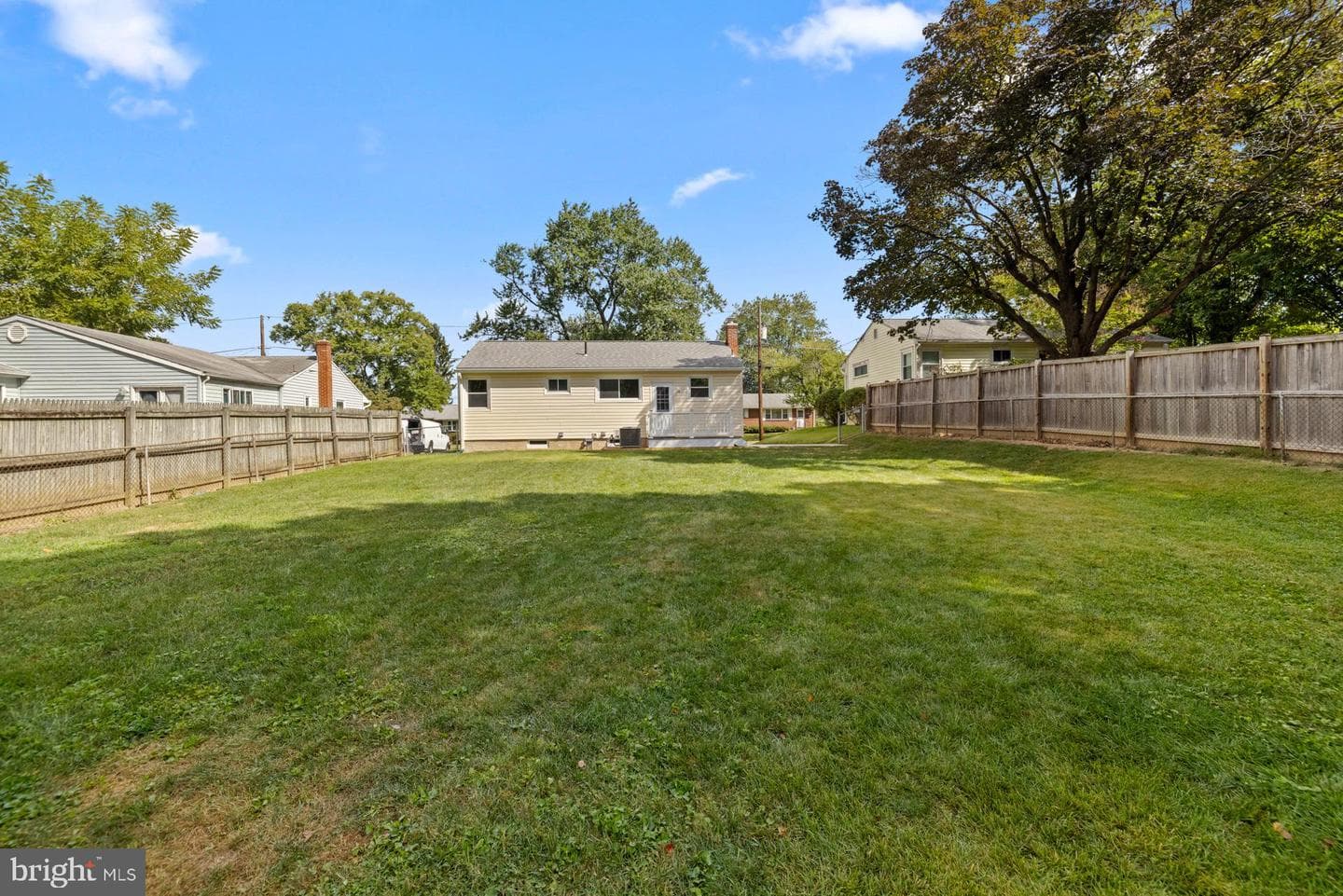 1019 Scott Avenue photo 45