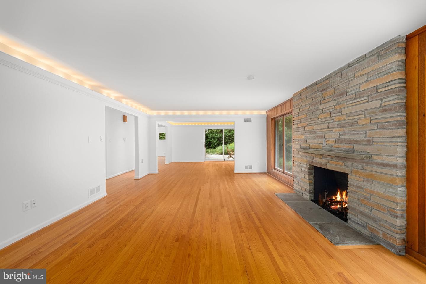 5505 Pembroke Terrace photo 14