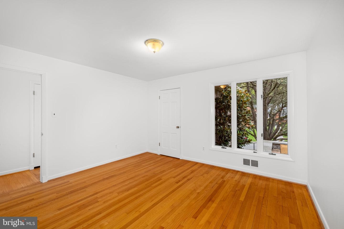 5505 Pembroke Terrace photo 20
