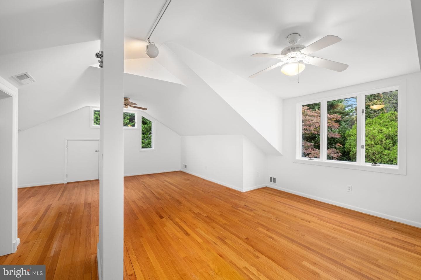 5505 Pembroke Terrace photo 22