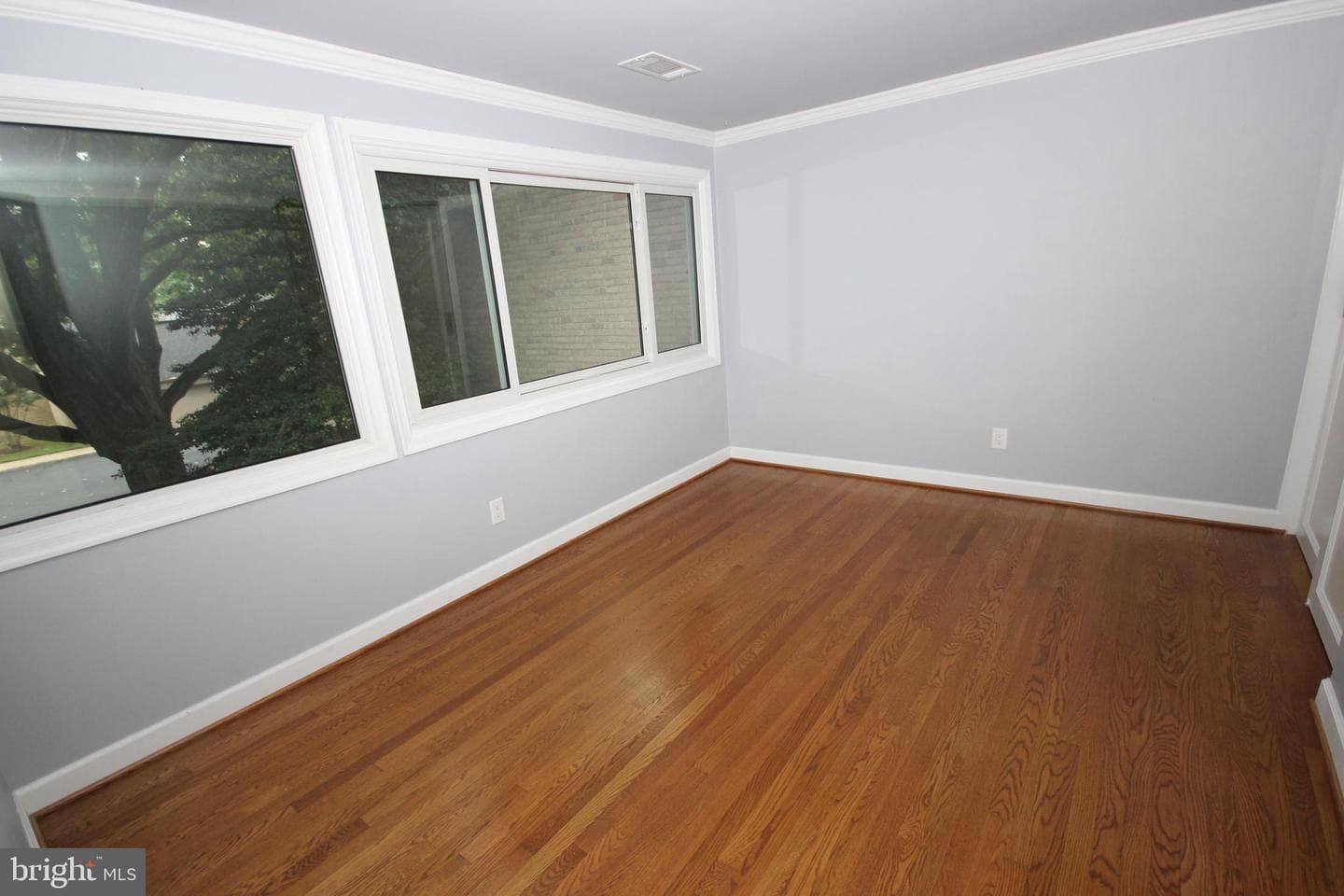 19169 Roman Way photo 34