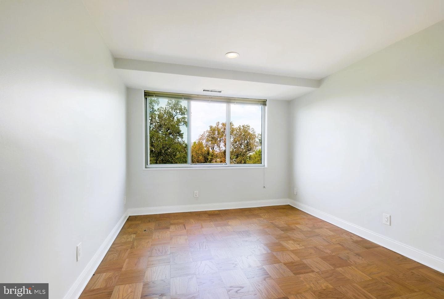 4977 Battery Lane #1-717 photo 9