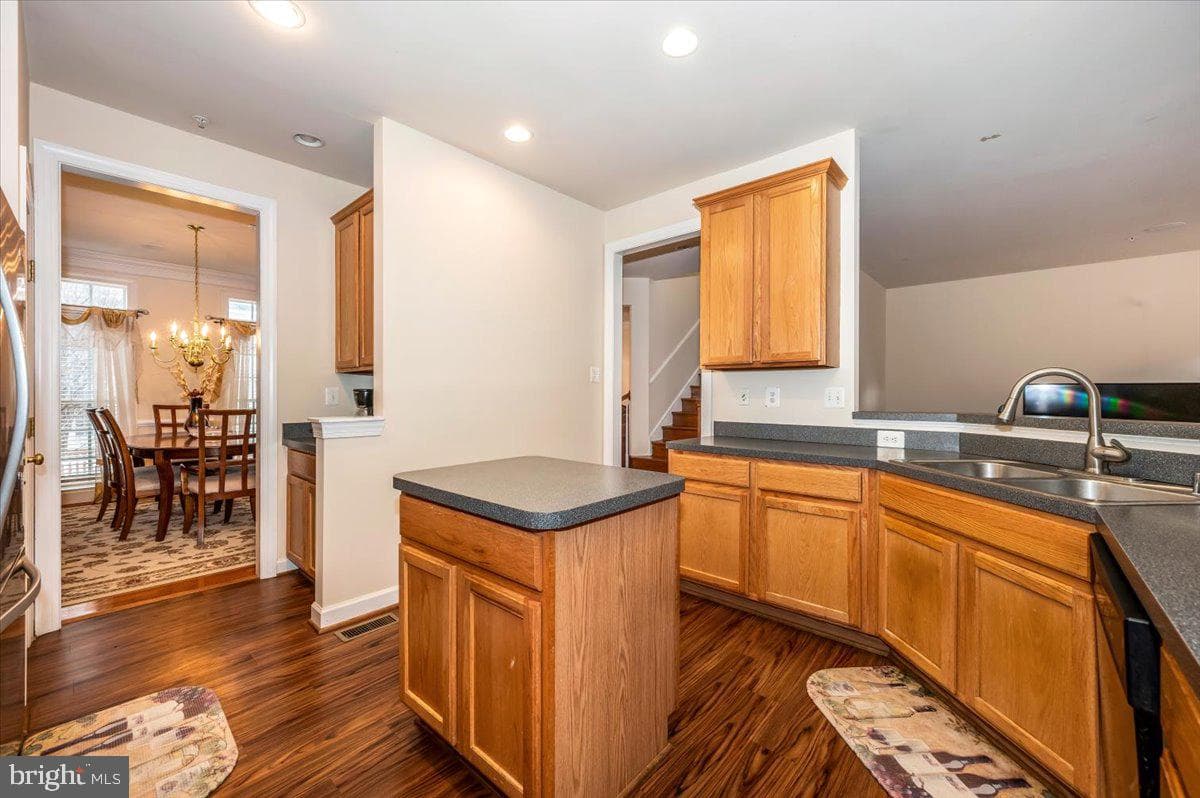 23418 Tailor Shop Place photo 9