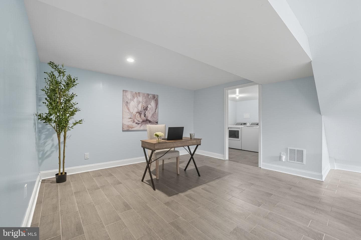 3708 Woodridge Avenue photo 26