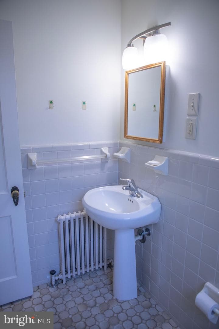 9406 Seminole Street photo 13