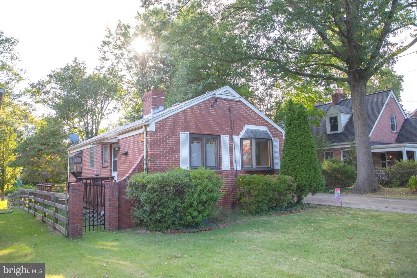9406 Seminole Street photo 2