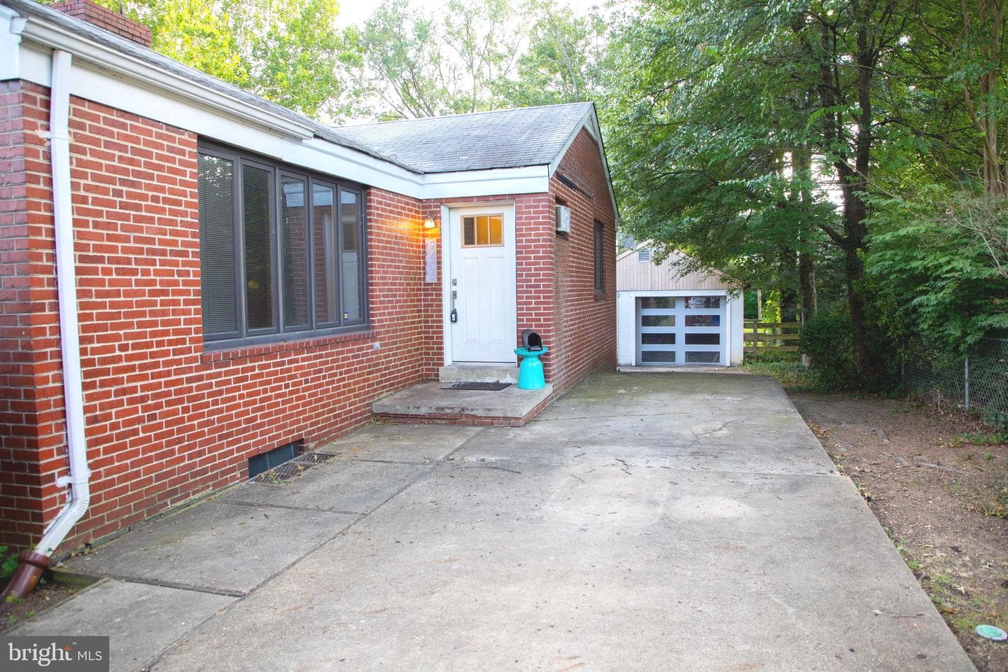 9406 Seminole Street photo 4