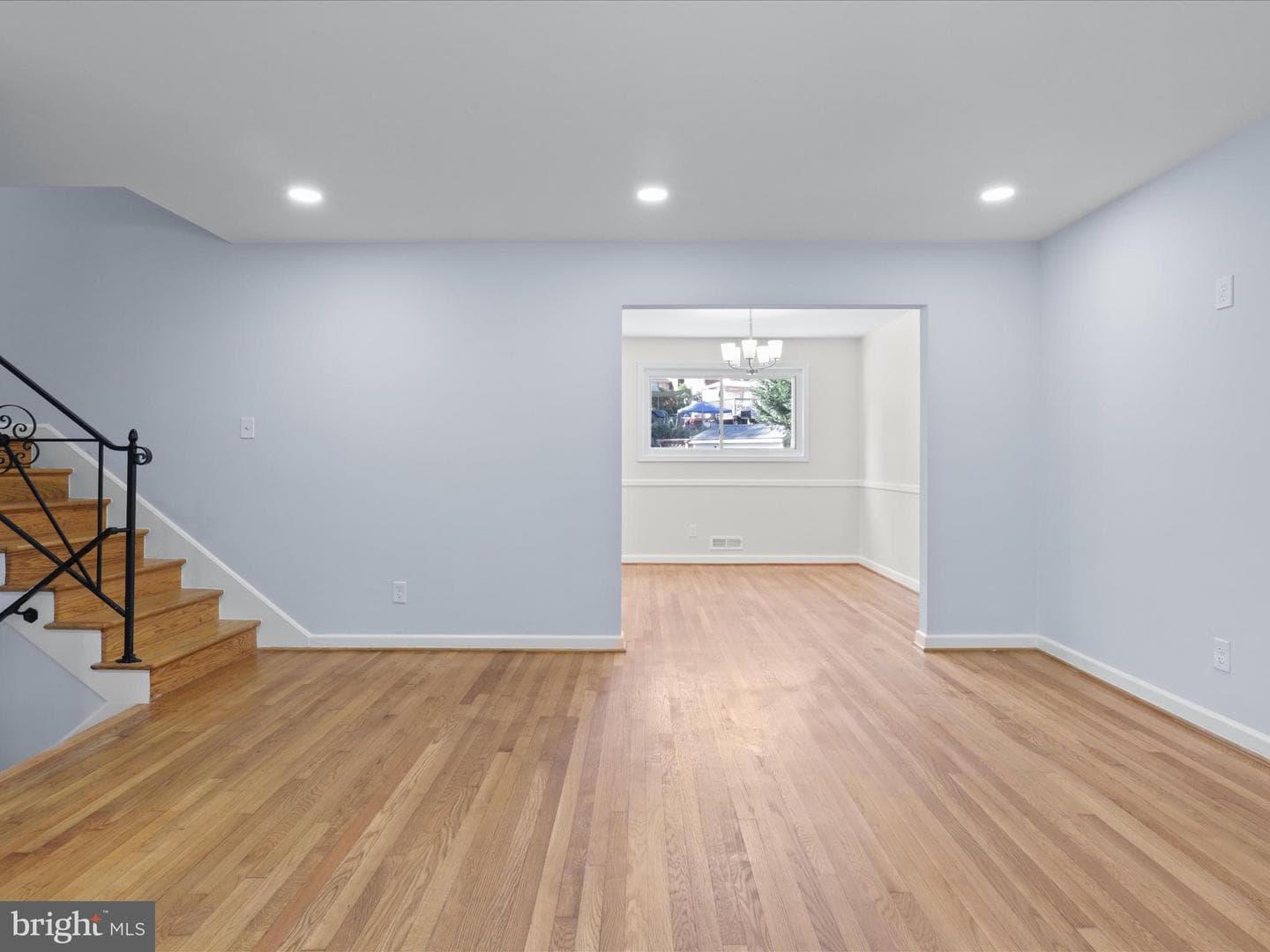 12219 Hunters Lane photo 11