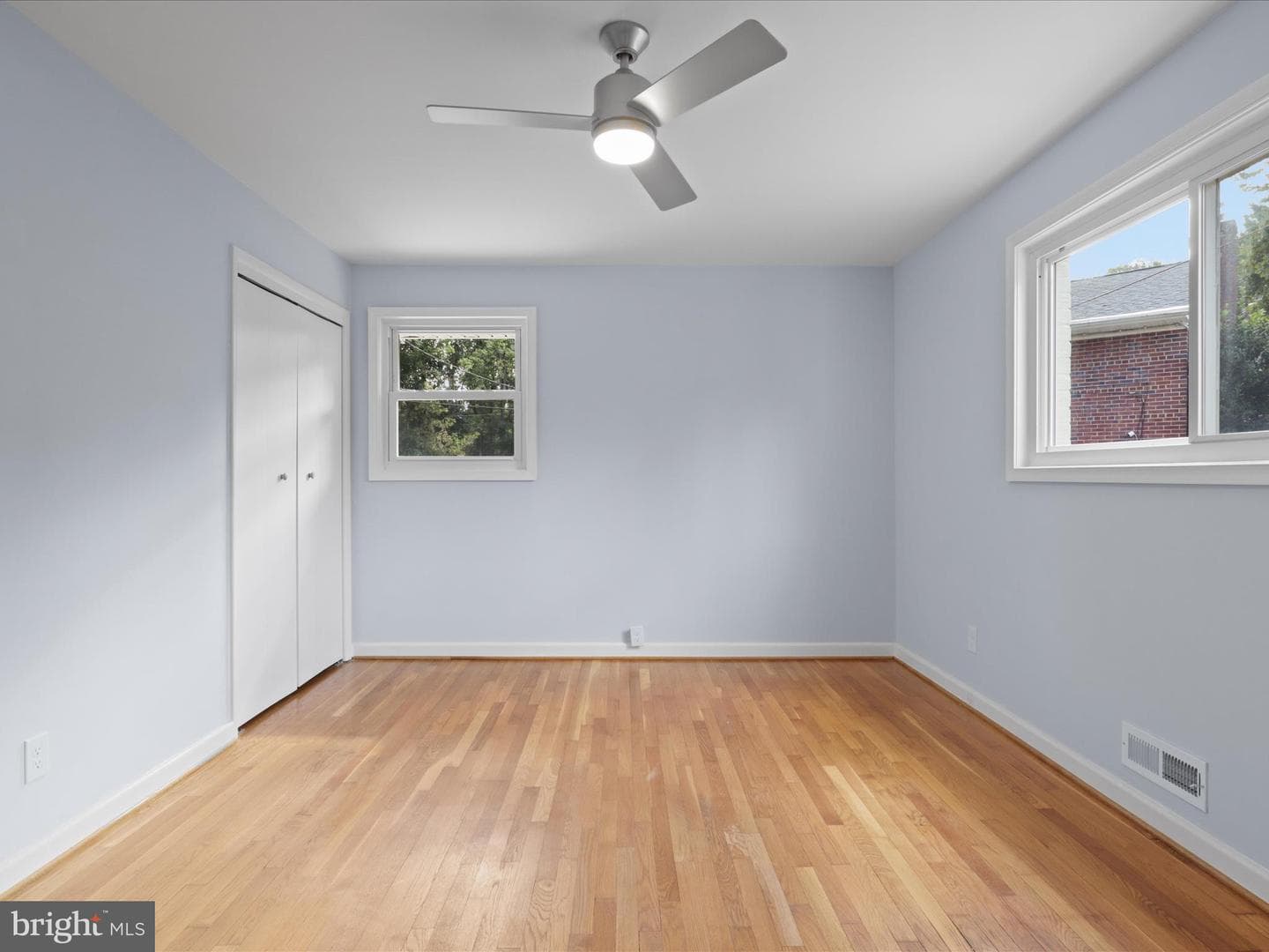 12219 Hunters Lane photo 17