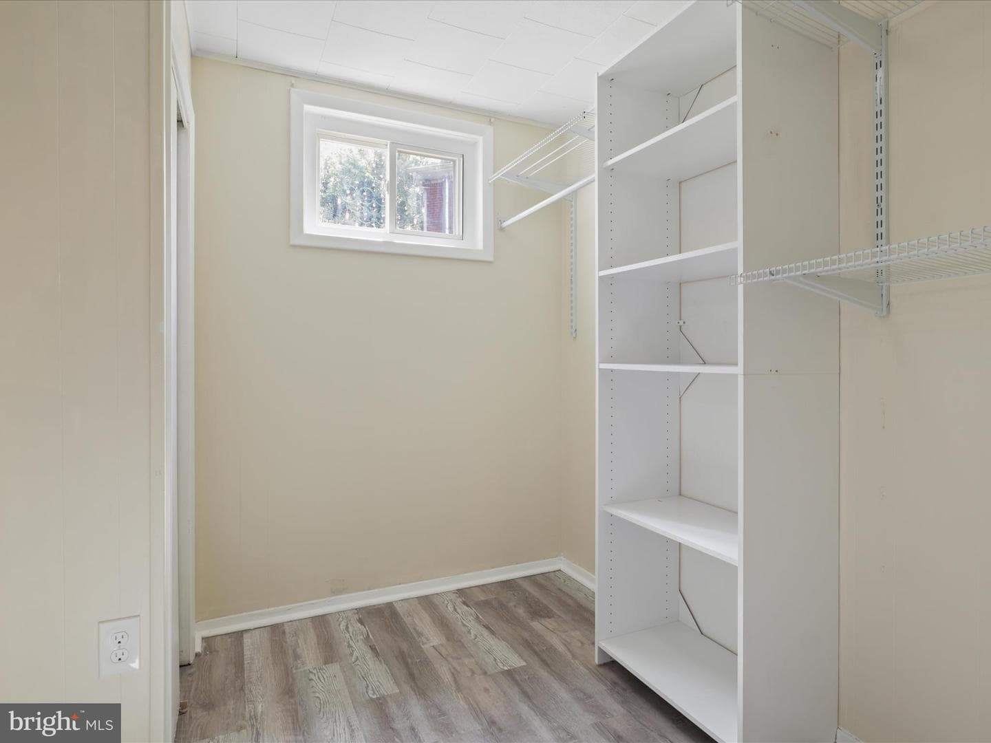 12219 Hunters Lane photo 30