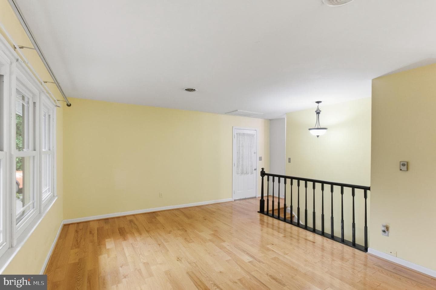 9845 Moyer Road photo 13