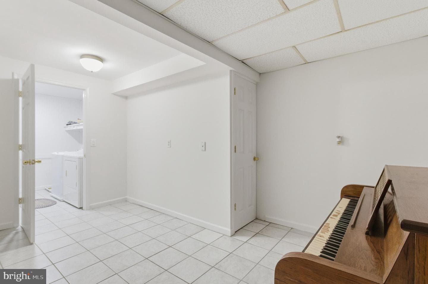 9845 Moyer Road photo 29