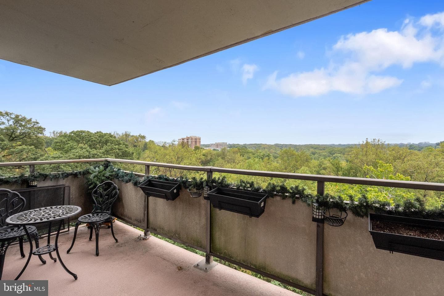 5225 Pooks Hill Road #828n photo 27